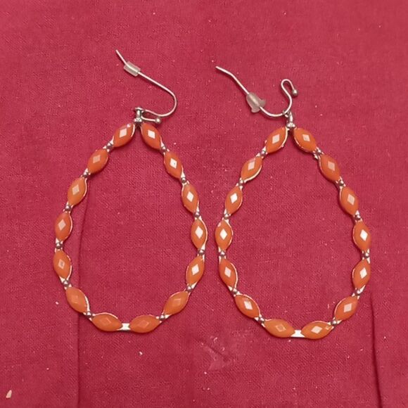 Orange beaded earrings - Picture 1 of 3